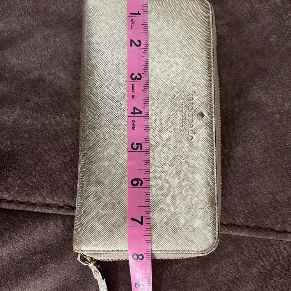 KATE SPADE Wallet - Picture 2 of 6